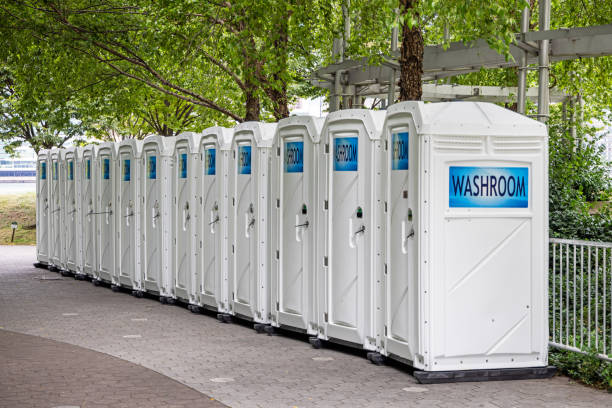 Best Porta potty delivery and setup  in Fairfield Bay, AR